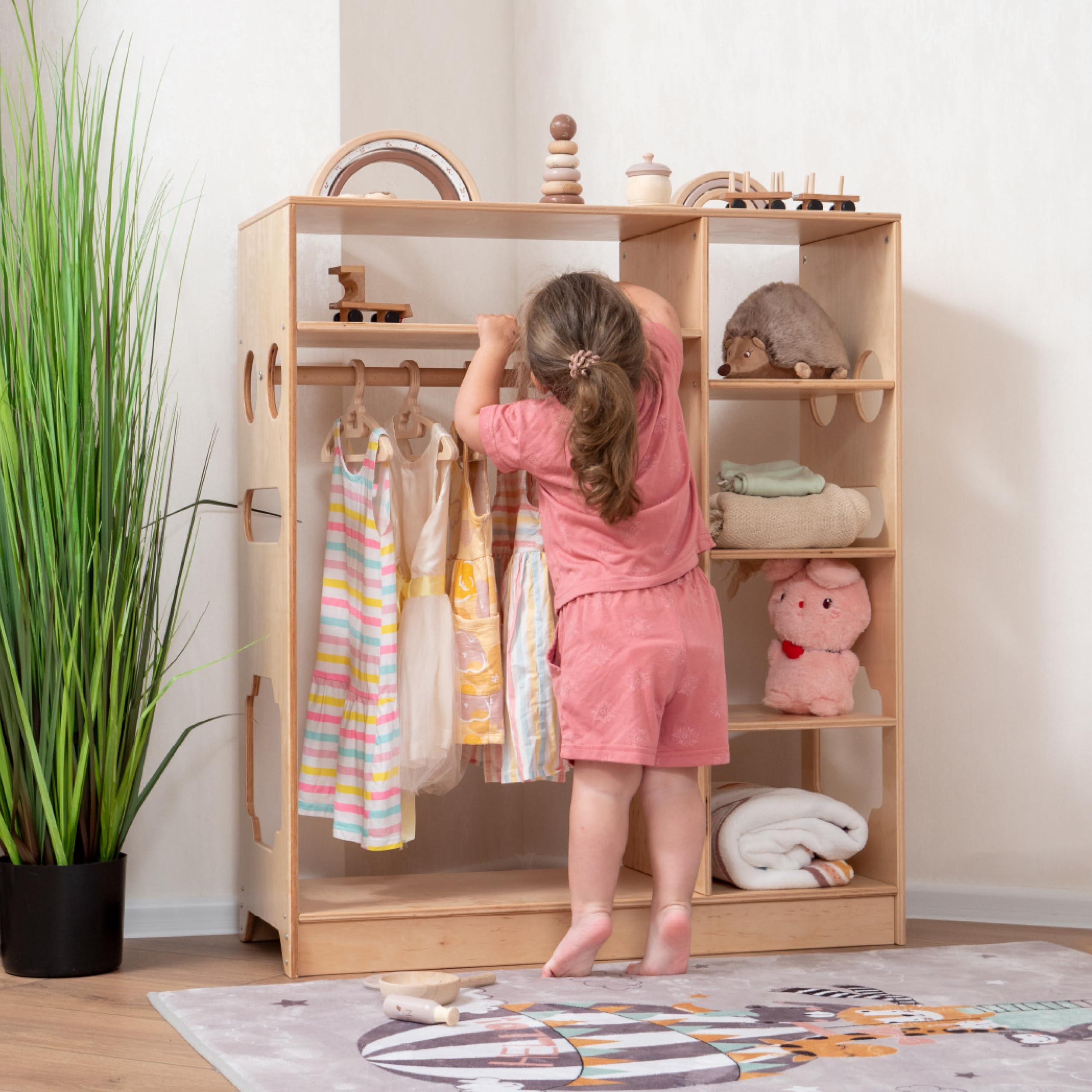 チェスト　子供用　モンテッソーリ Amazon.co.jp: WoodandHeartsの自然木製モンテッソーリ子供部屋の